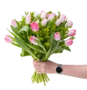 Kytice růžových tulipánů